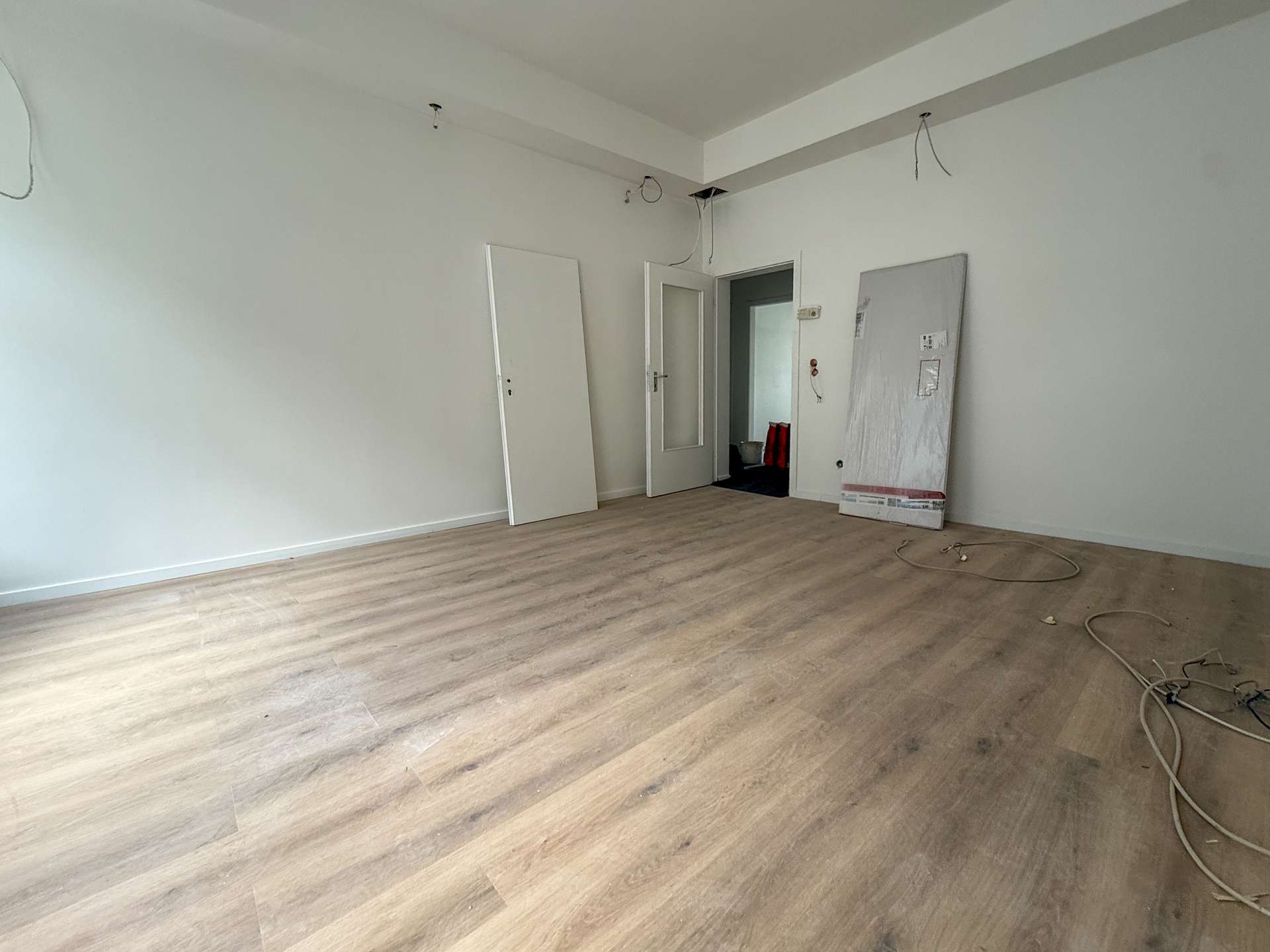 Thumbnail-Wohnung zum Mieten in Wuppertal 1.100,00 € 111 m²