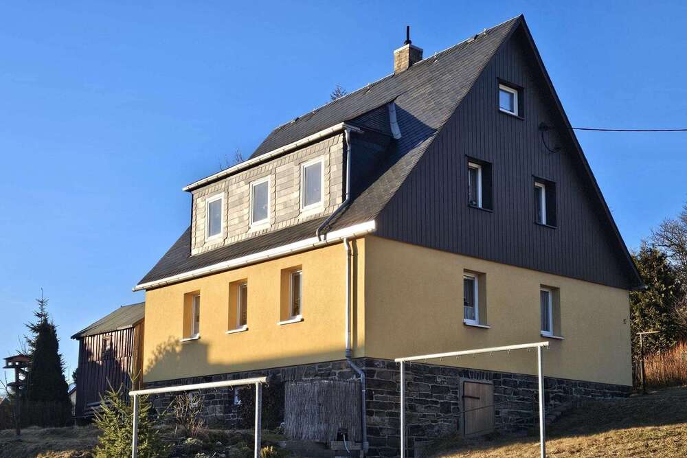 Thumbnail-Haus zum Kaufen in Kurort Seiffen 132.000,00 € 93.78 m²