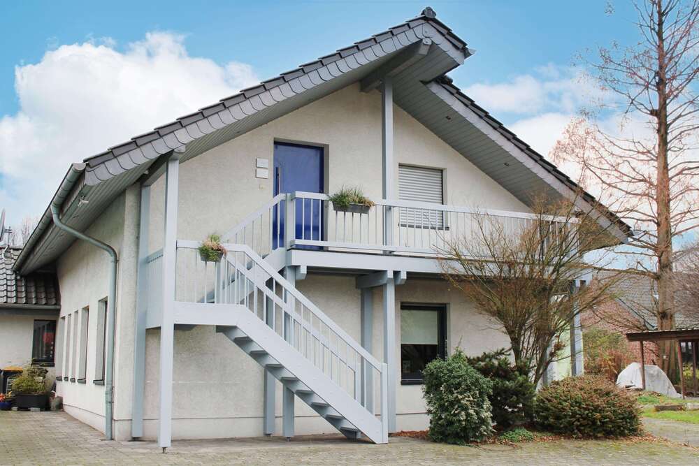 Thumbnail-Wohnung zum Kaufen in Duisburg 240.000,00 € 96.54 m²