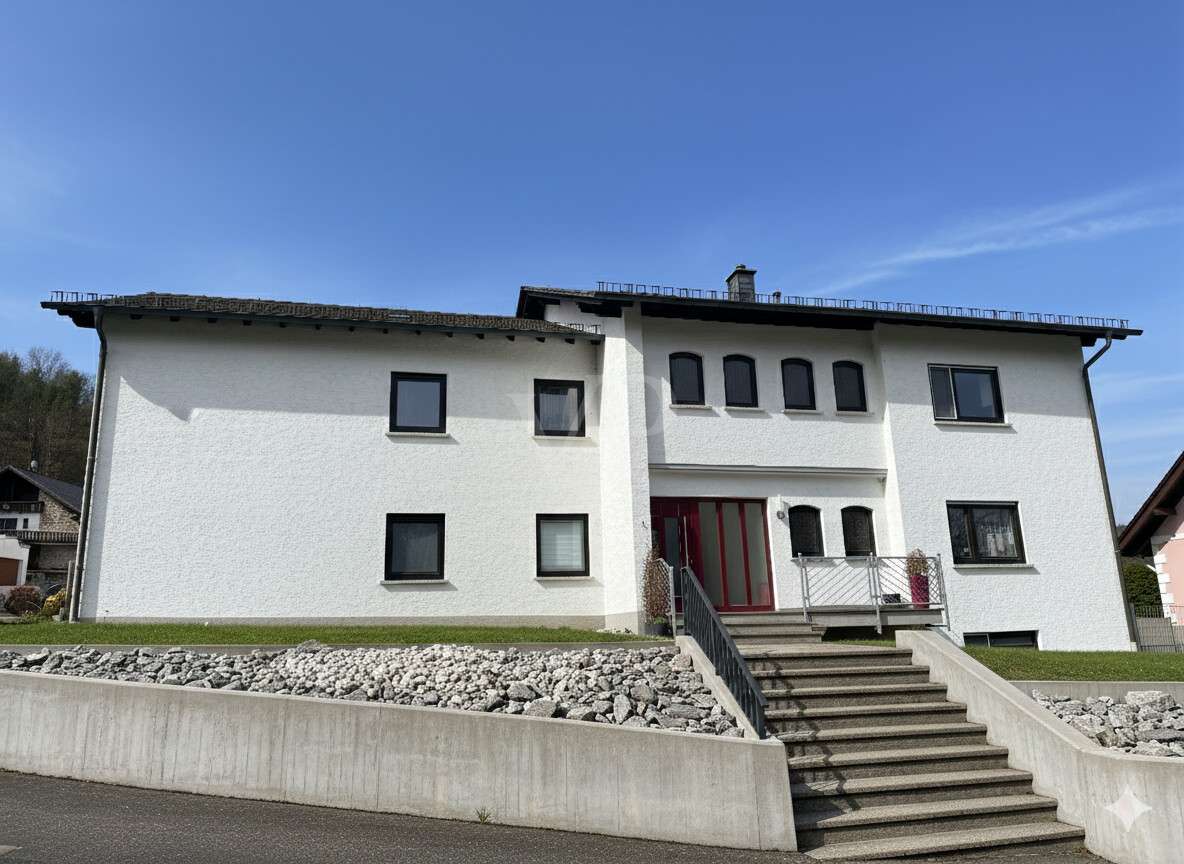 Thumbnail-Haus zum Kaufen in Idar-Oberstein 449.000,00 € 307 m²