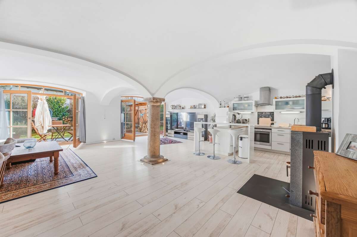 Thumbnail-Wohnung zum Kaufen in Seeon-Seebruck 495.000,00 € 90 m²