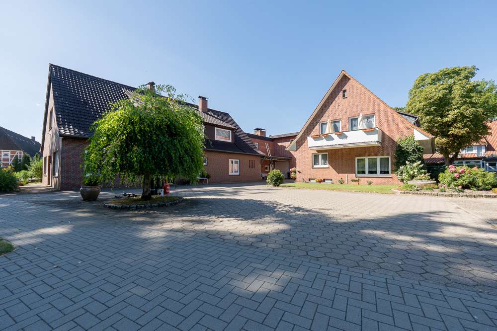 Thumbnail-Haus zum Kaufen in Garstedt 899.000,00 € 568.15 m²