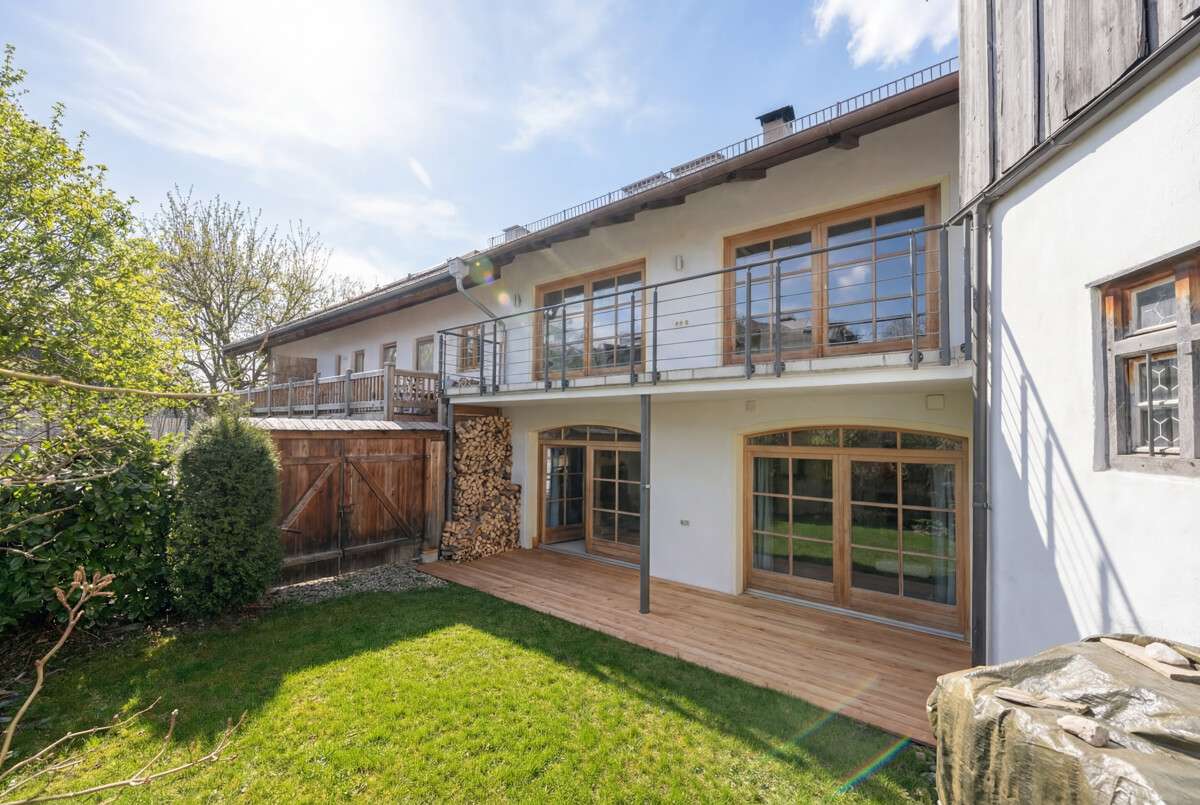 Thumbnail-Haus zum Kaufen in Seeon-Seebruck 1.145.000,00 € 215 m²