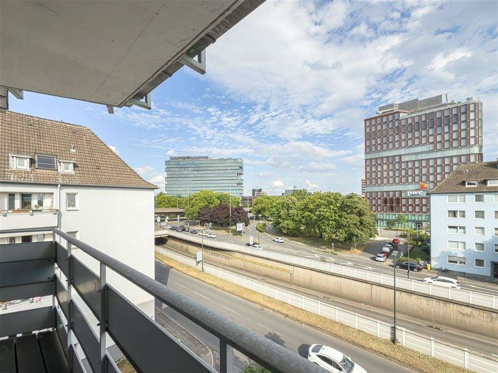 Thumbnail-Wohnung zum Kaufen in Düsseldorf 359.000,00 € 73.5 m²