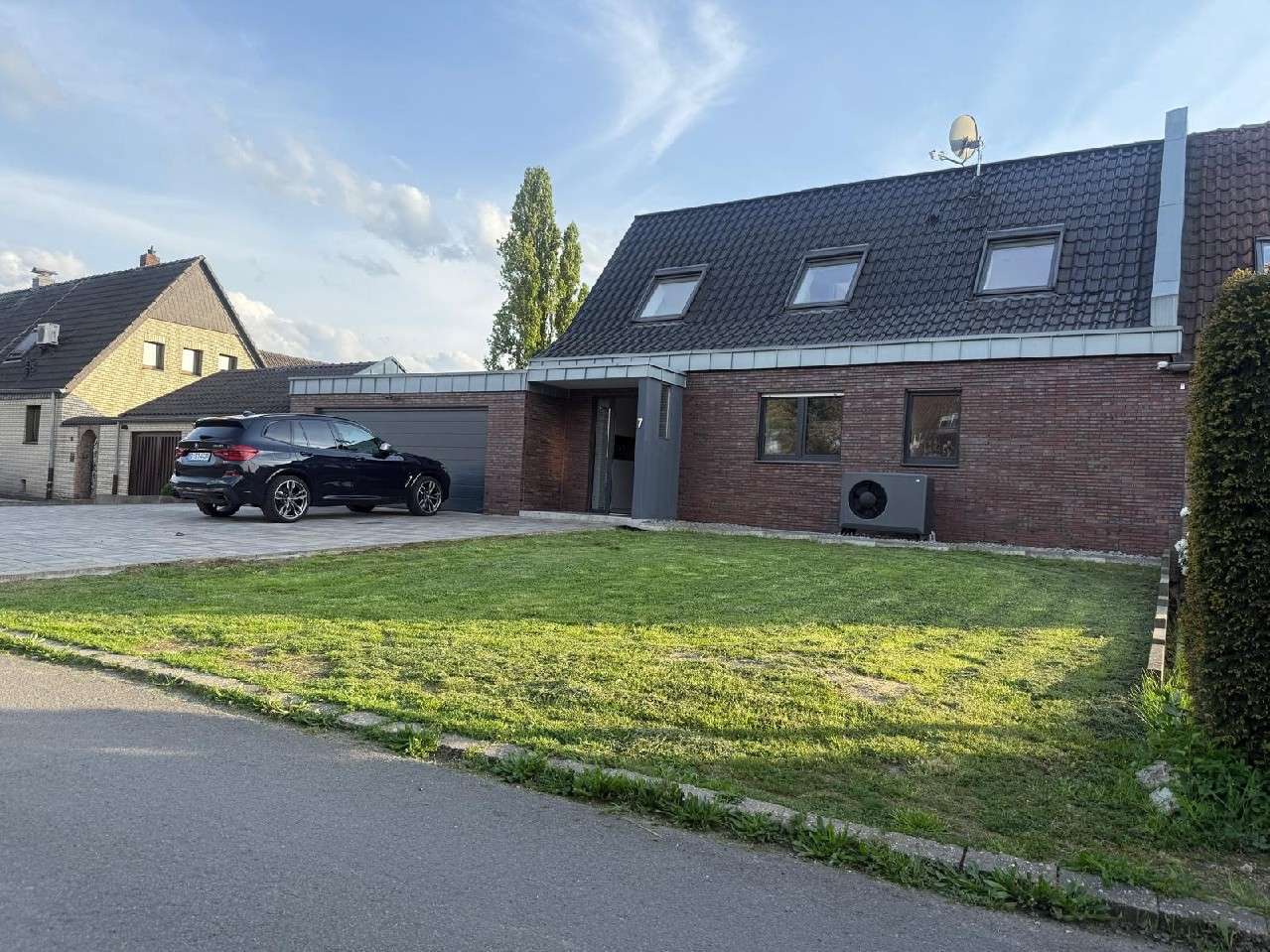 Thumbnail-Haus zum Kaufen in Krefeld 1.200.000,00 € 227 m²
