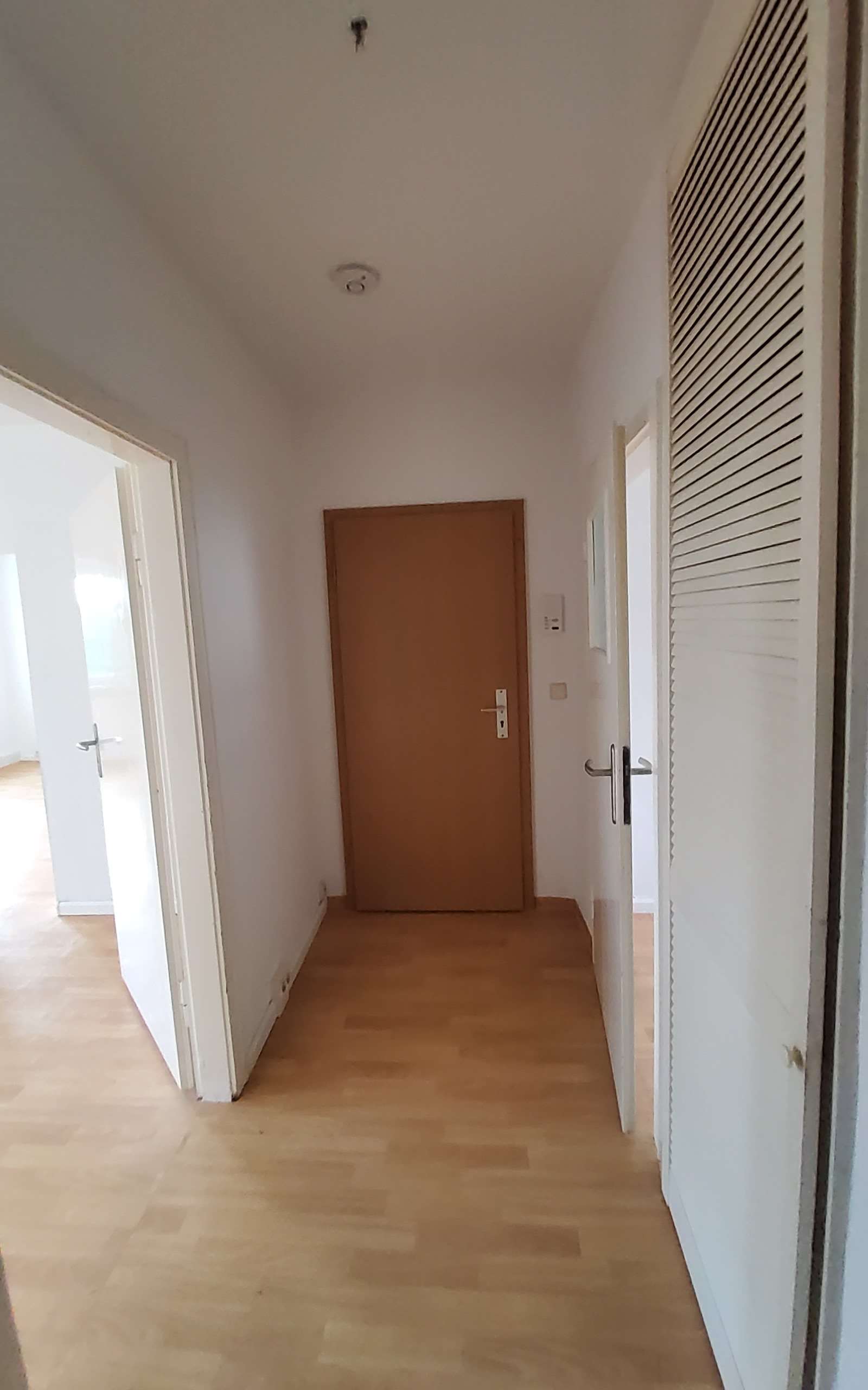 Thumbnail-Wohnung zum Mieten in Güsen 285,00 € 42 m²