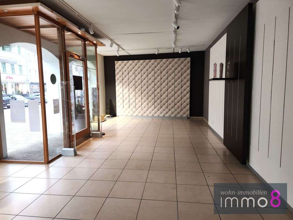 Thumbnail-Einzelhandel in Schrobenhausen 1.854,00 € 122.5 m²