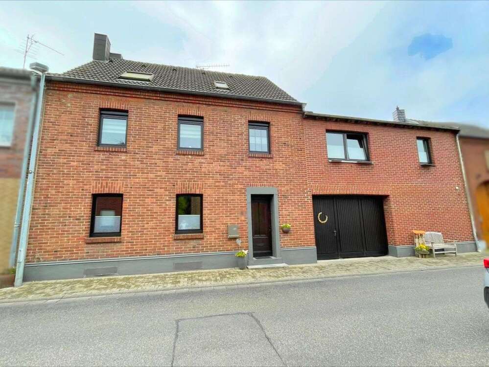 Thumbnail-Haus zum Kaufen in Erkelenz 299.999,00 € 173.57 m²