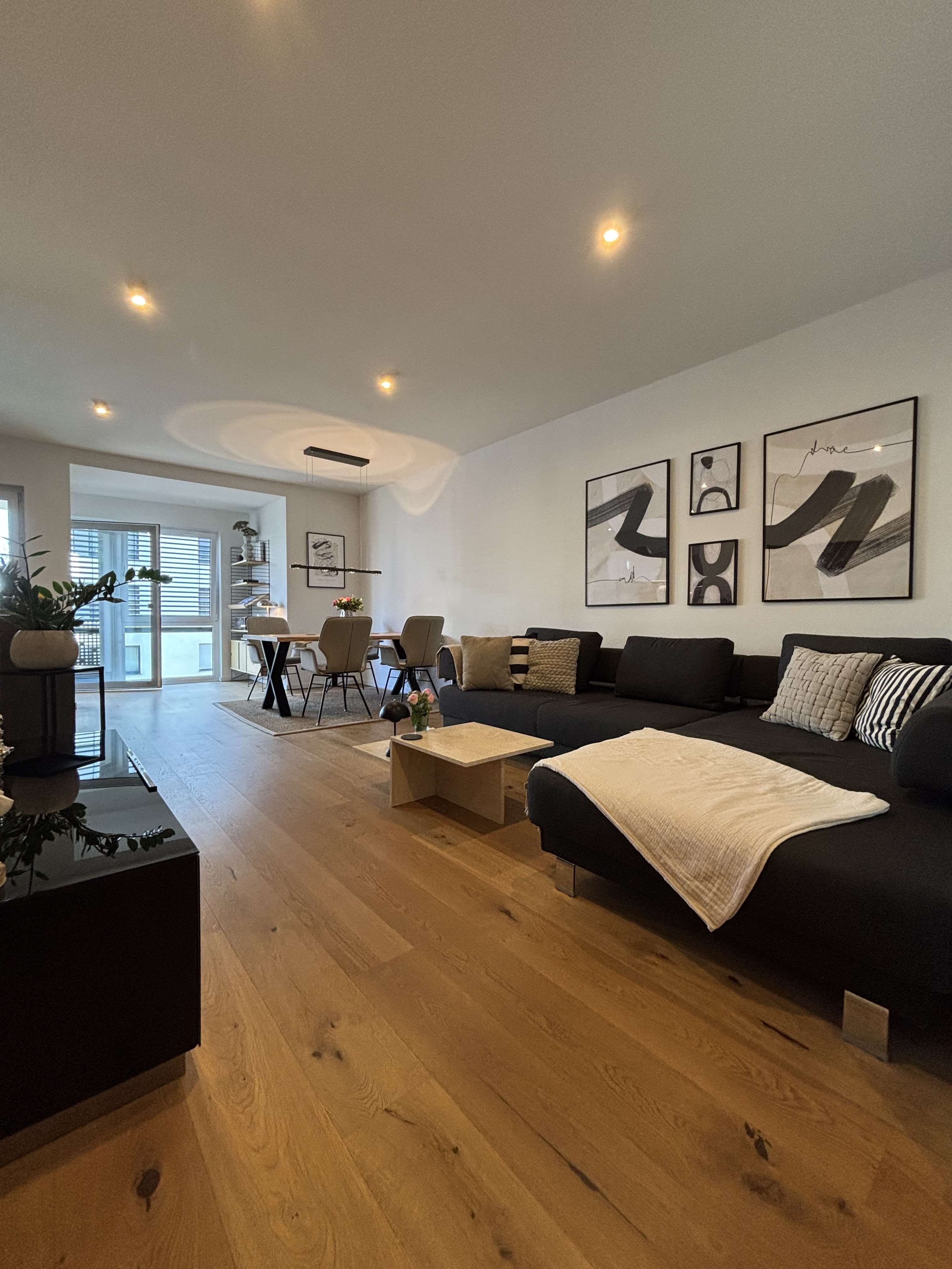 Thumbnail-Wohnung zum Mieten in Düsseldorf 2.150,00 € 93 m²