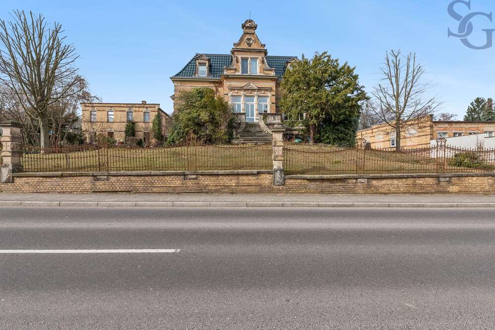 Thumbnail-Haus zum Kaufen in Leisnig 315.000,00 € 280 m²