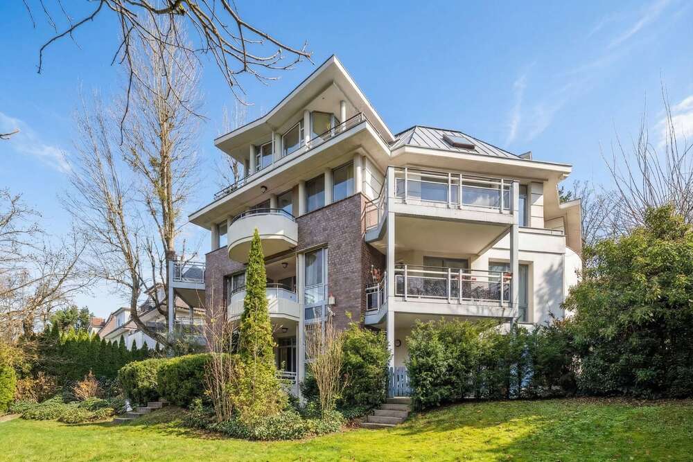 Thumbnail-Wohnung zum Kaufen in Berlin 1.550.000,00 € 210 m²