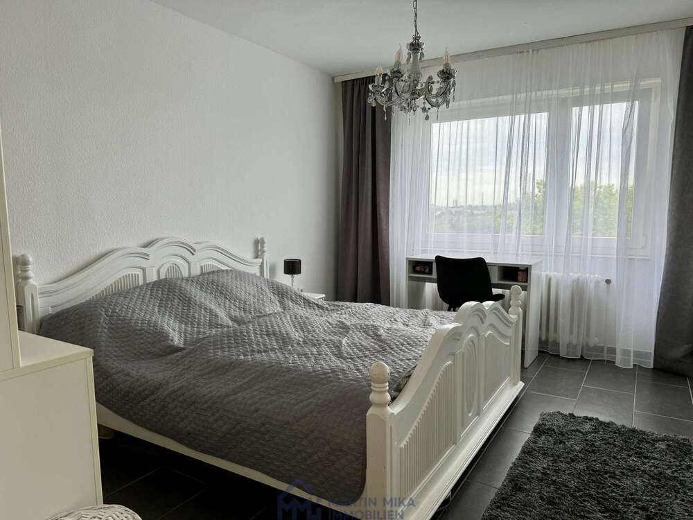 Thumbnail-Wohnung zum Kaufen in Krefeld 158.500,00 € 80 m²