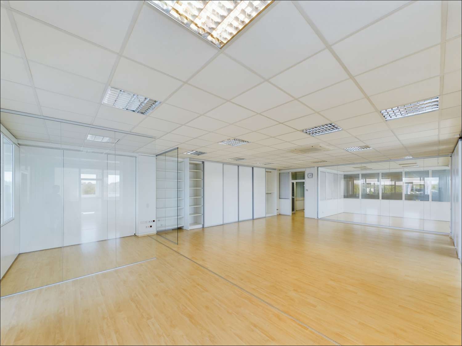 Thumbnail-Büro in Kleinostheim 5.856,00 € 732 m²