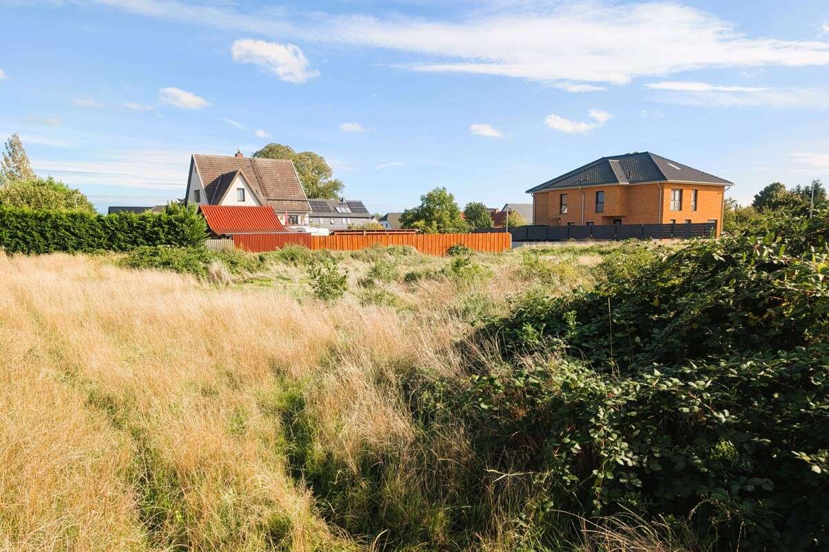 Thumbnail-Grundstück zu verkaufen in Schwerin-Wickendorf 134.500,00 € 480 m²