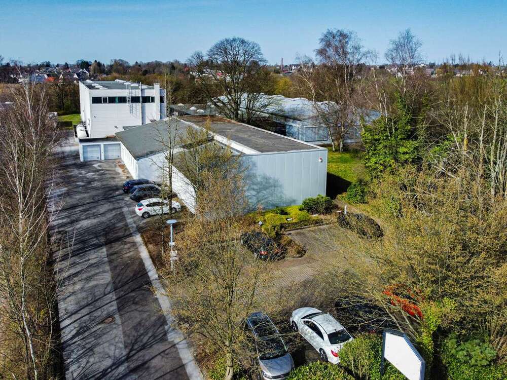 Thumbnail-Halle in Solingen 2.300.000,00 € 3238 m²