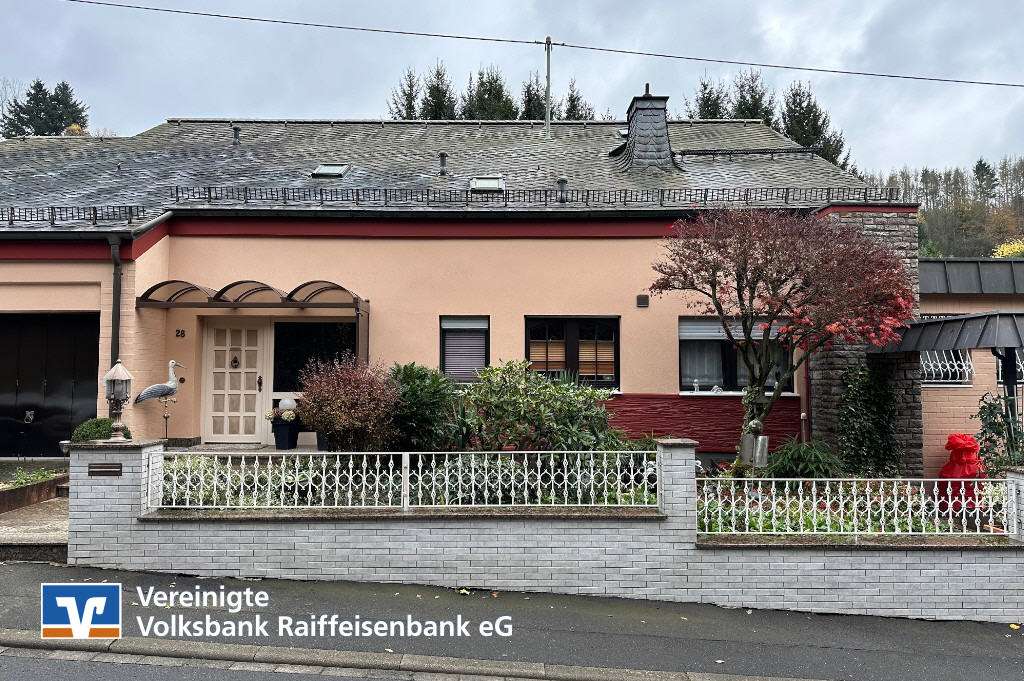 Thumbnail-Haus zum Kaufen in Herrstein 350.000,00 € 188 m²