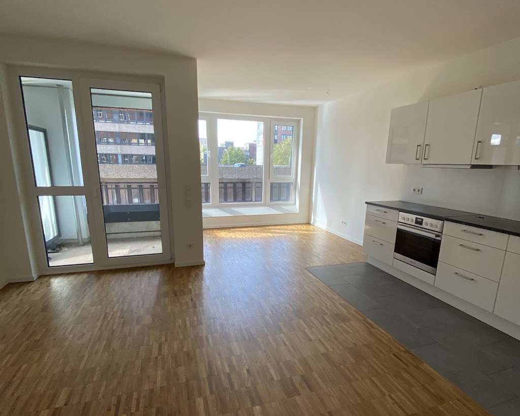 Thumbnail-Wohnung zum Mieten in Hamburg 1.618,23 € 92.47 m²