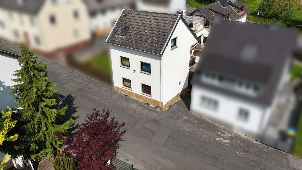 Thumbnail-Haus zum Kaufen in Grafschaft 495.000,00 € 346 m²