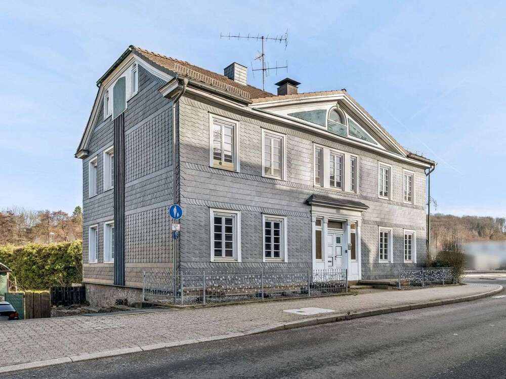 Thumbnail-Haus zum Kaufen in Hückeswagen 349.000,00 € 280.8 m²