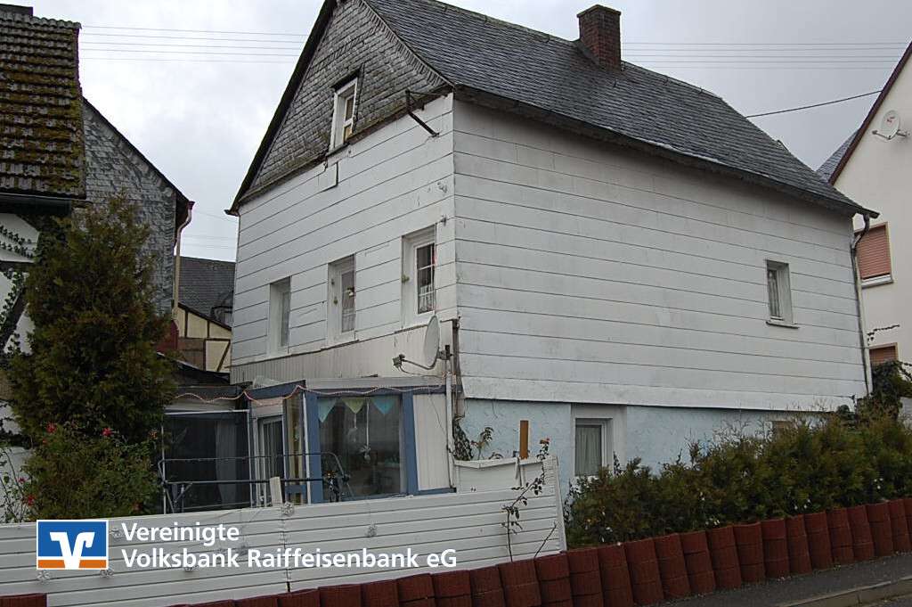 Thumbnail-Haus zum Kaufen in Hirschfeld (Hunsrück) 49.000,00 € 70 m²