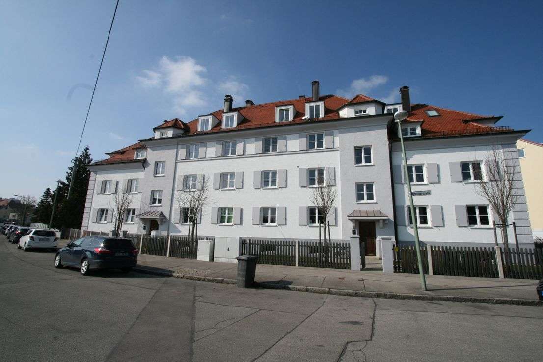 Thumbnail-Wohnung zum Mieten in Augsburg 915,00 € 71 m²