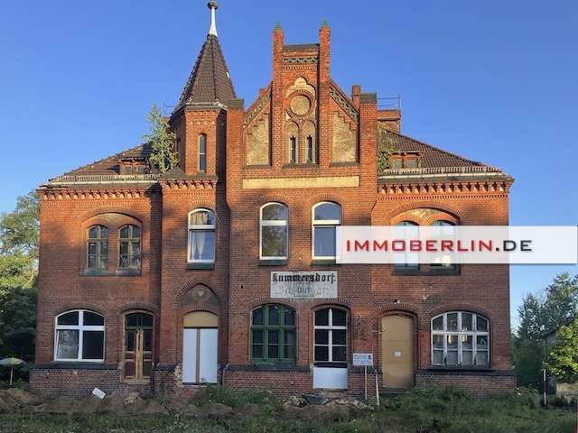 Thumbnail-Haus zum Kaufen in Am Mellensee 210.000,00 € 326 m²