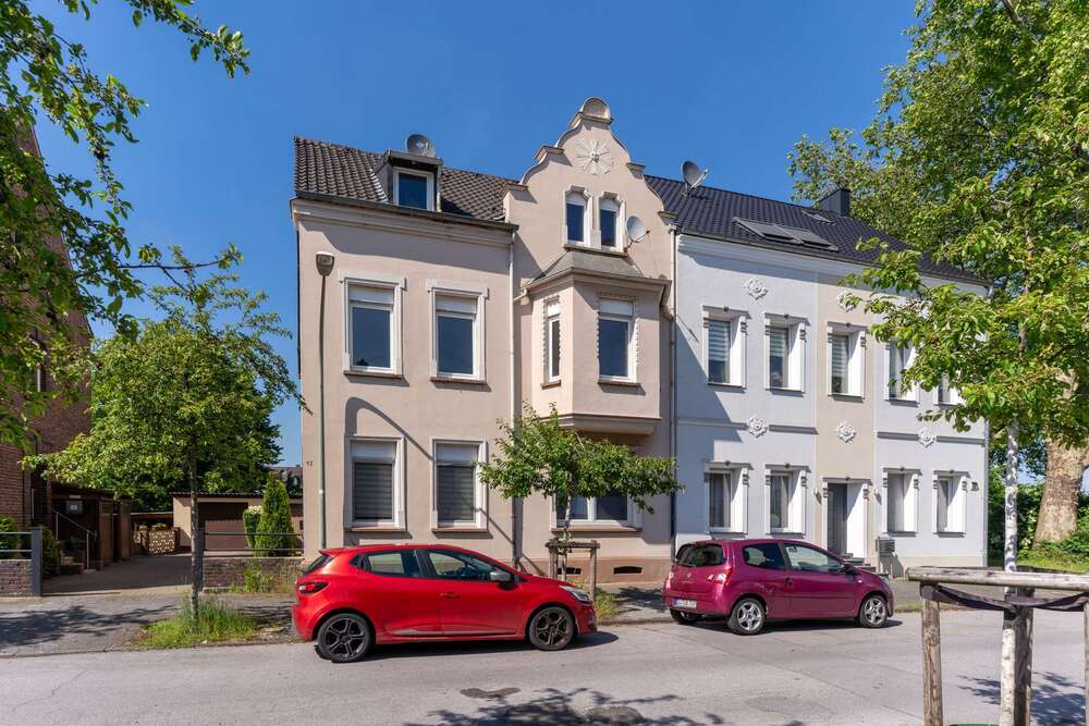 Thumbnail-Haus zum Kaufen in Duisburg 270.000,00 € 162.45 m²