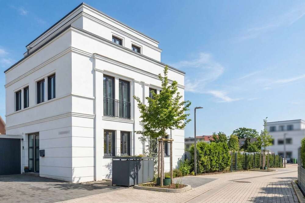 Thumbnail-Haus zum Kaufen in Dormagen - Stürzelberg 1.500.000,00 € 194 m²
