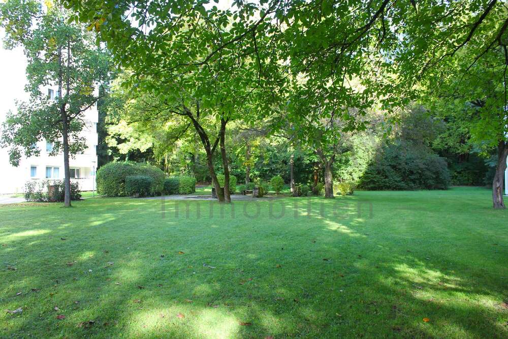 Thumbnail-Wohnung zum Kaufen in München 320.000,00 € 54 m²