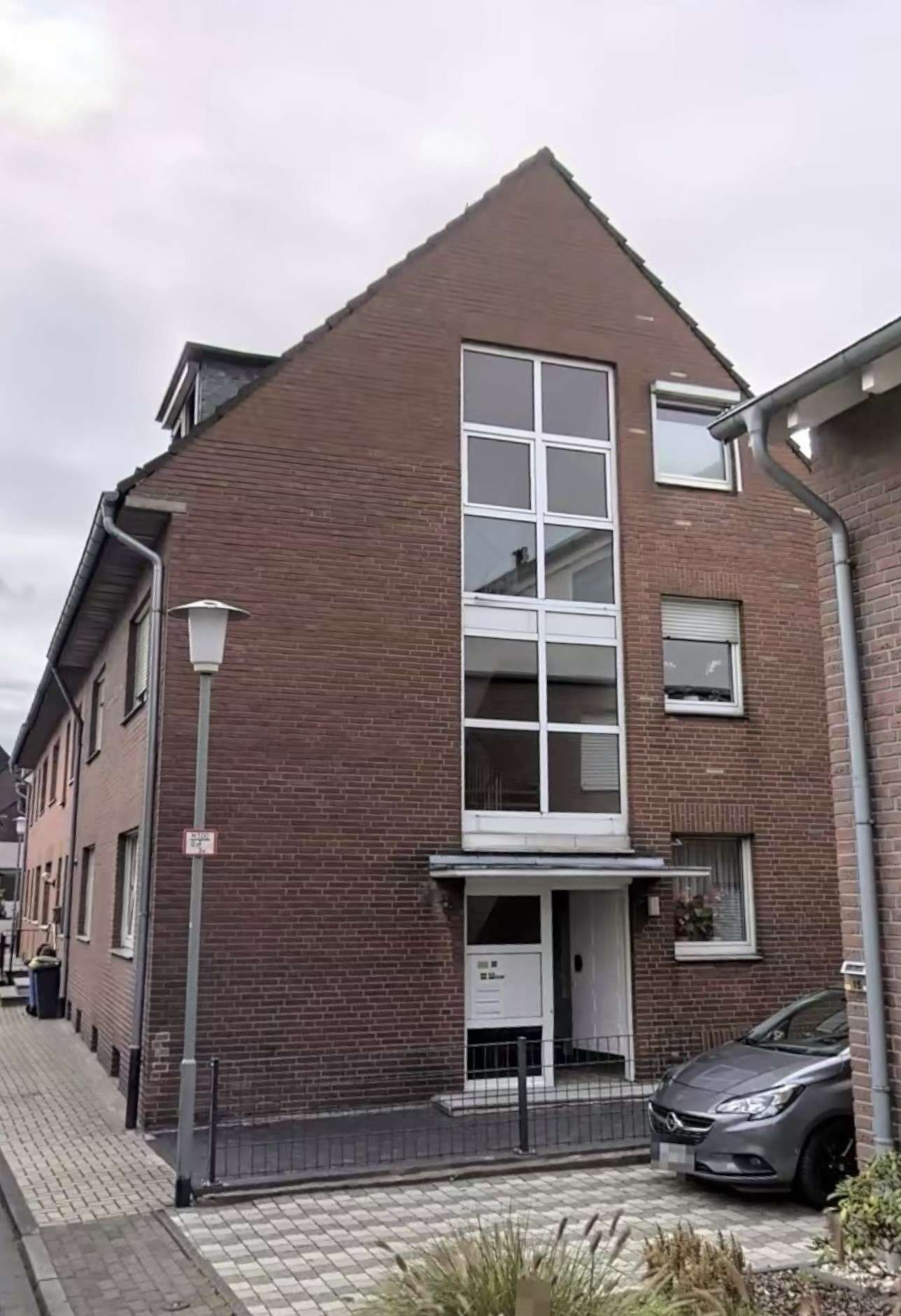 Thumbnail-Haus zum Kaufen in Neuss 550.000,00 € 199.13 m²