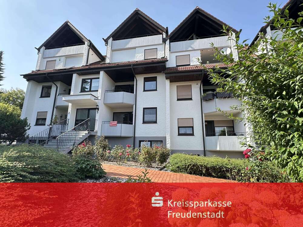 Thumbnail-Wohnung zum Kaufen in Waldachtal 180.000,00 € 76.53 m²