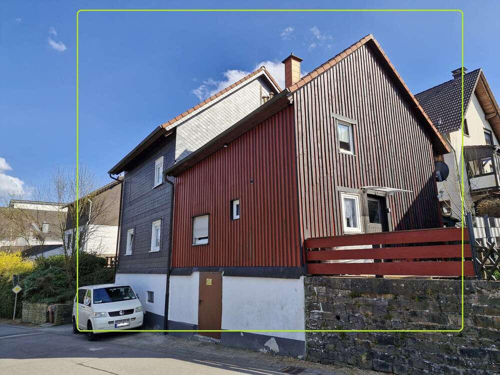 Thumbnail-Haus zum Kaufen in Wiehl Bielstein 383.000,00 € 231 m²