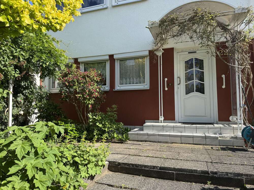 Thumbnail-Haus zum Kaufen in Nürnberg-Neukatzwang 390.000,00 € 107 m²