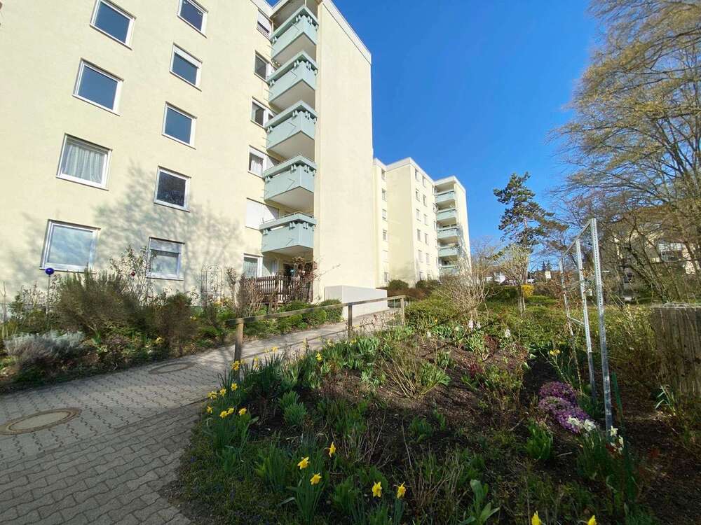 Thumbnail-Wohnung zum Kaufen in Tübingen 369.000,00 € 86 m²