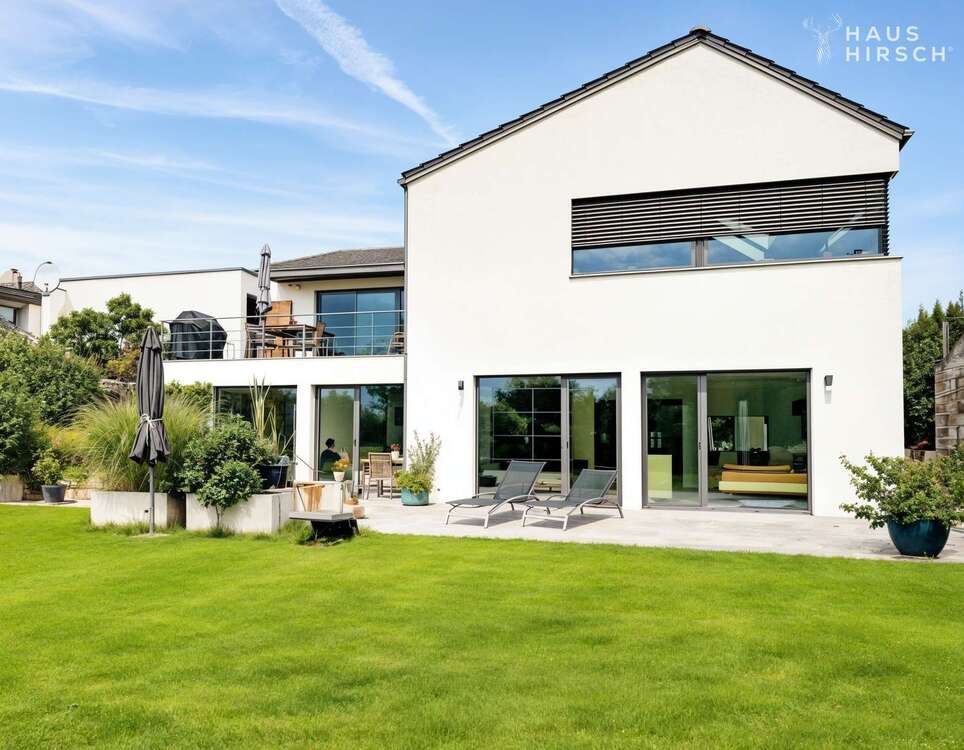Thumbnail-Haus zum Kaufen in Gäufelden 1.850.000,00 € 300.64 m²
