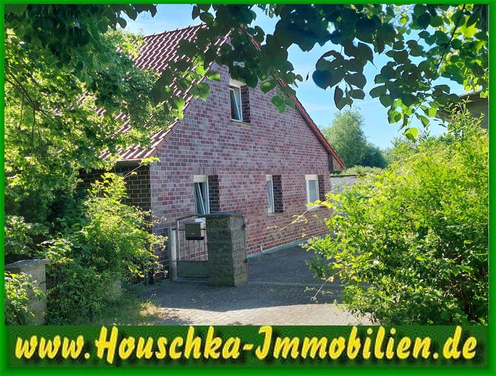 Thumbnail-Haus zum Kaufen in Alt Tucheband 190.000,00 € 167 m²