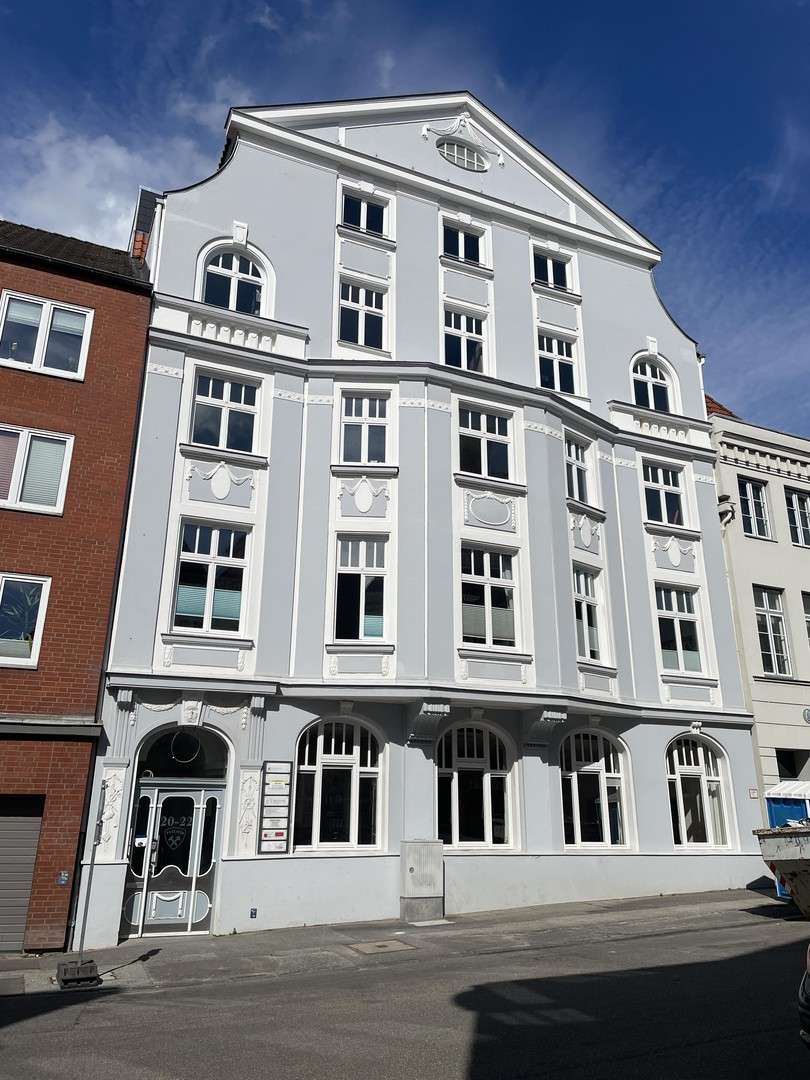 Thumbnail-Büro in Lübeck 2.490,00 € 153 m²