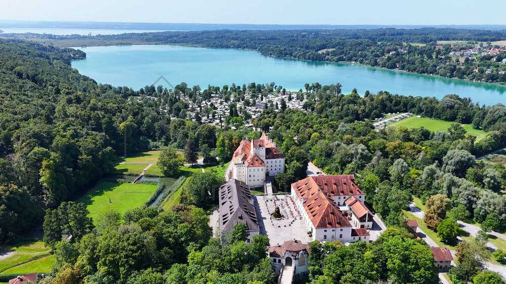 Thumbnail-Haus zum Kaufen in Seefeld-Oberalting 999.999,00 € 175 m²