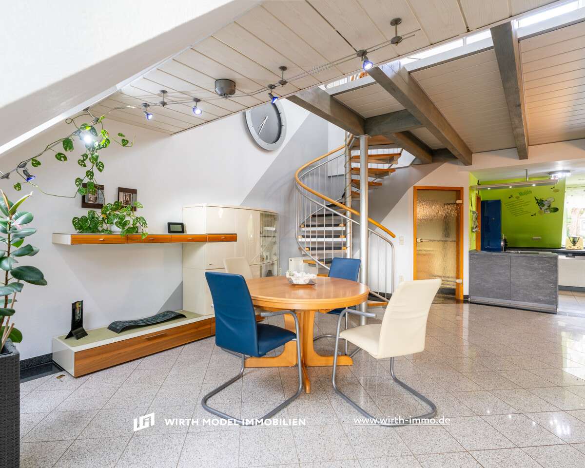 Thumbnail-Wohnung zum Kaufen in Schweinfurt 260.000,00 € 95 m²