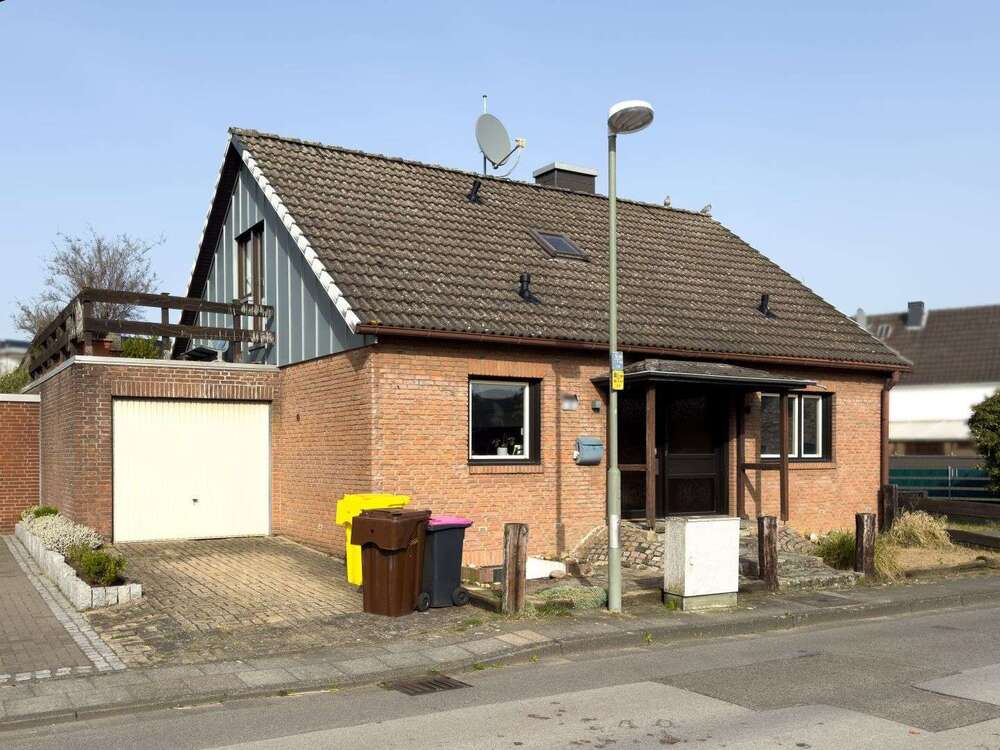 Thumbnail-Haus zum Kaufen in Neuss 429.000,00 € 134 m²