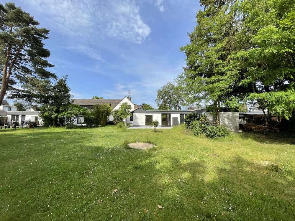 Thumbnail-Grundstück in Düsseldorf-Stockum 1.220.000,00 € 2139 m²