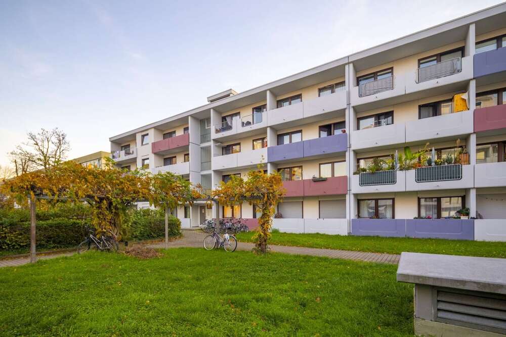 Thumbnail-Wohnung zum Kaufen in Freiburg im Breisgau 199.900,00 € 32 m²