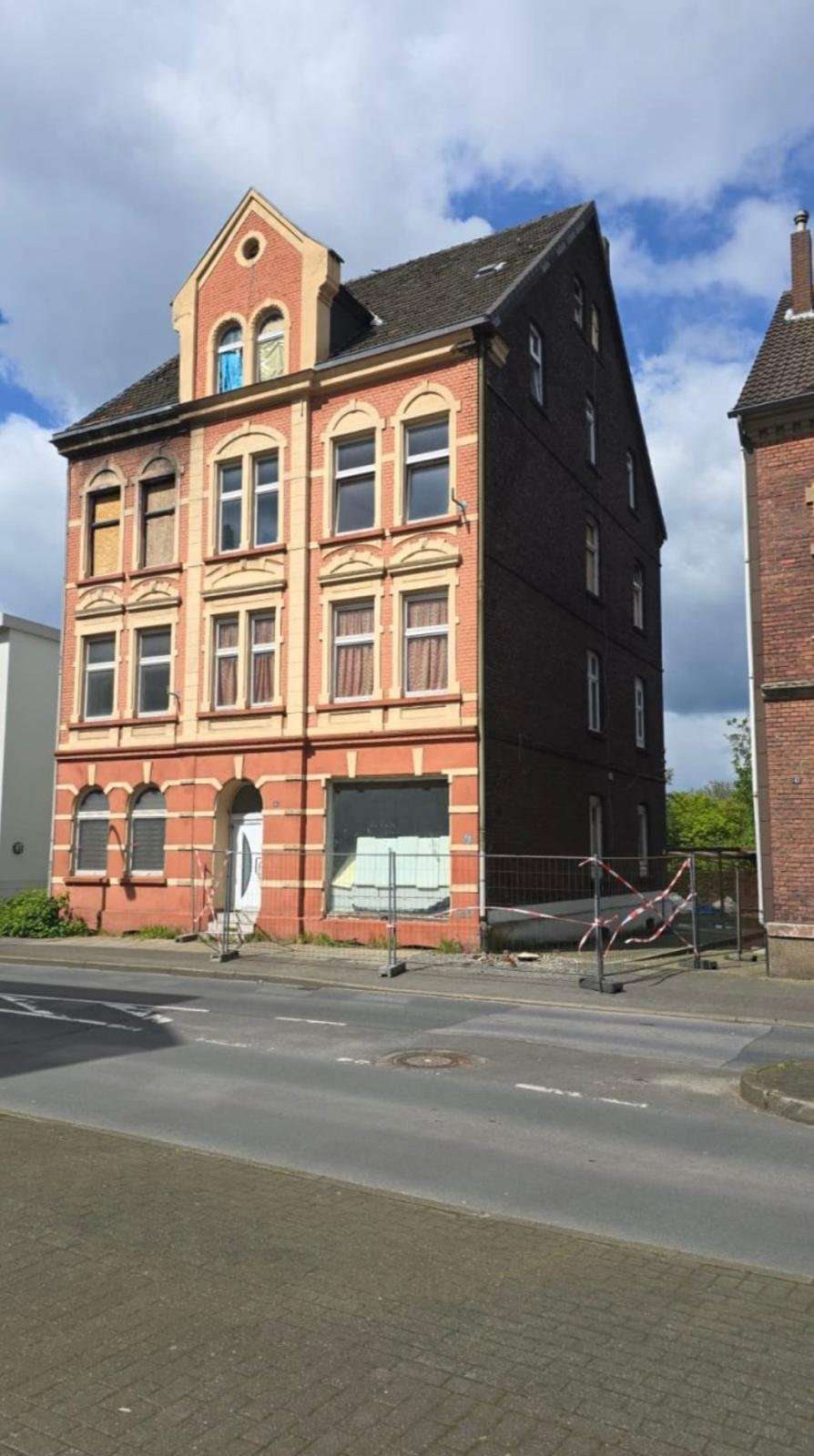 Thumbnail-Haus zum Kaufen in Herne 460.000,00 € 600 m²