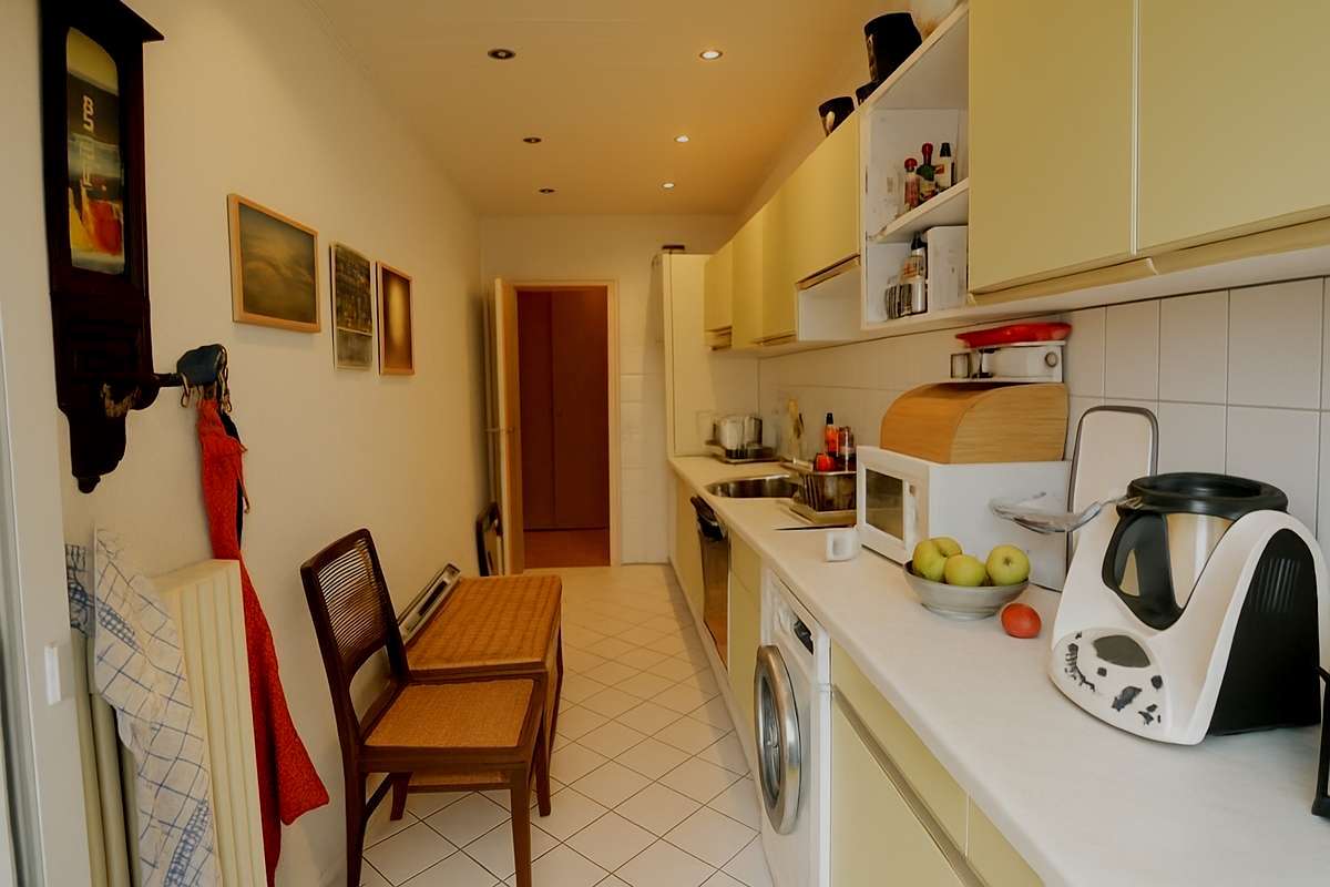 Thumbnail-Wohnung zum Kaufen in Düsseldorf 215.000,00 € 59 m²