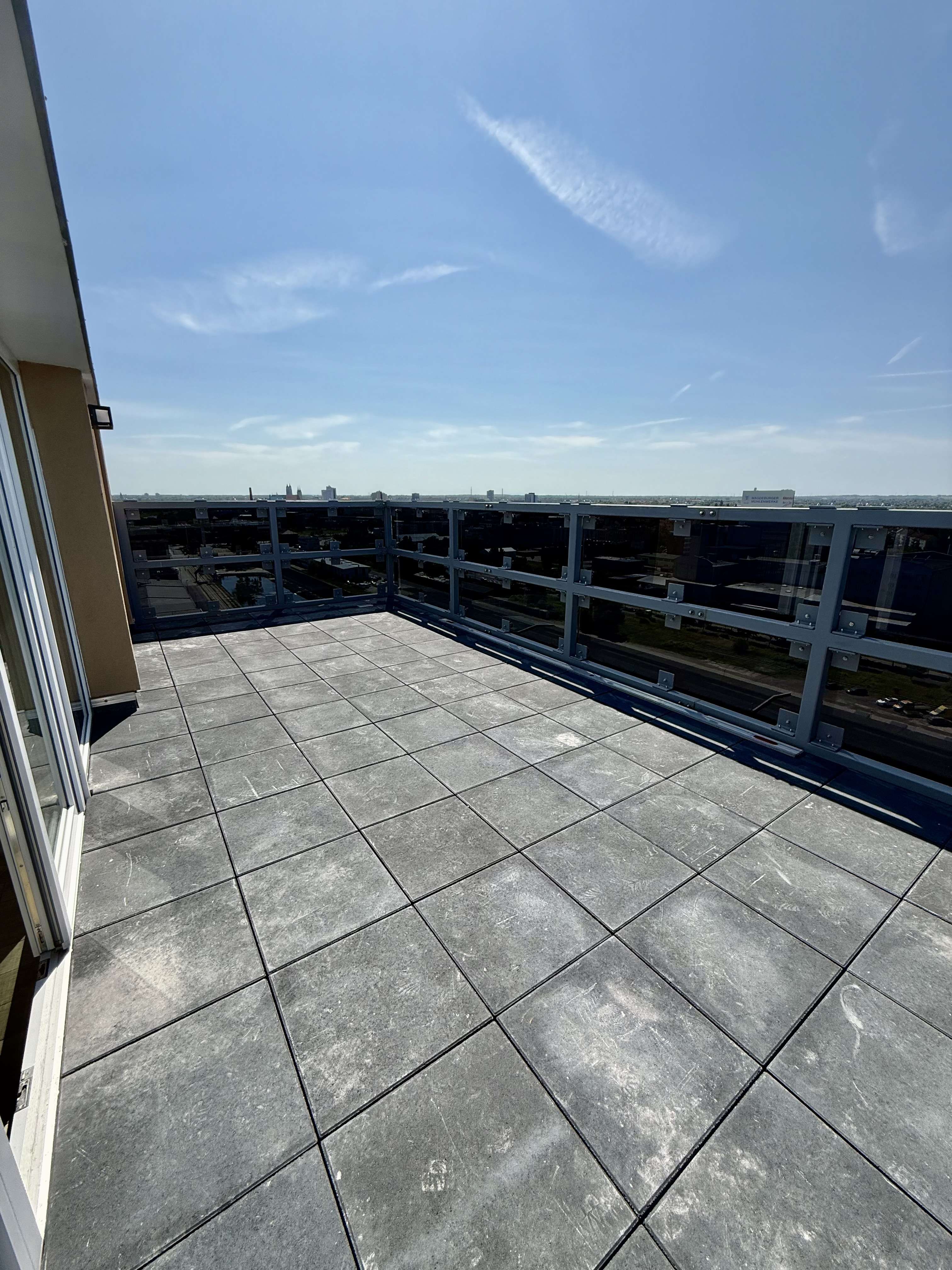 Thumbnail-Wohnung zum Mieten in Magdeburg 1.980,00 € 152 m²