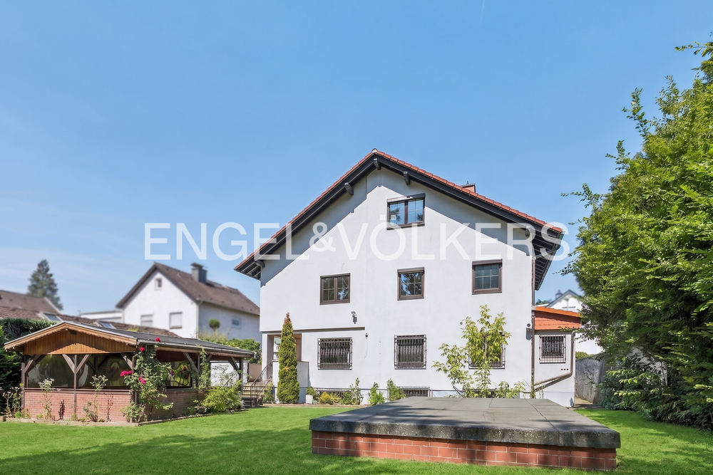 Thumbnail-Haus zum Kaufen in Neu-Isenburg 950.000,00 € 274 m²