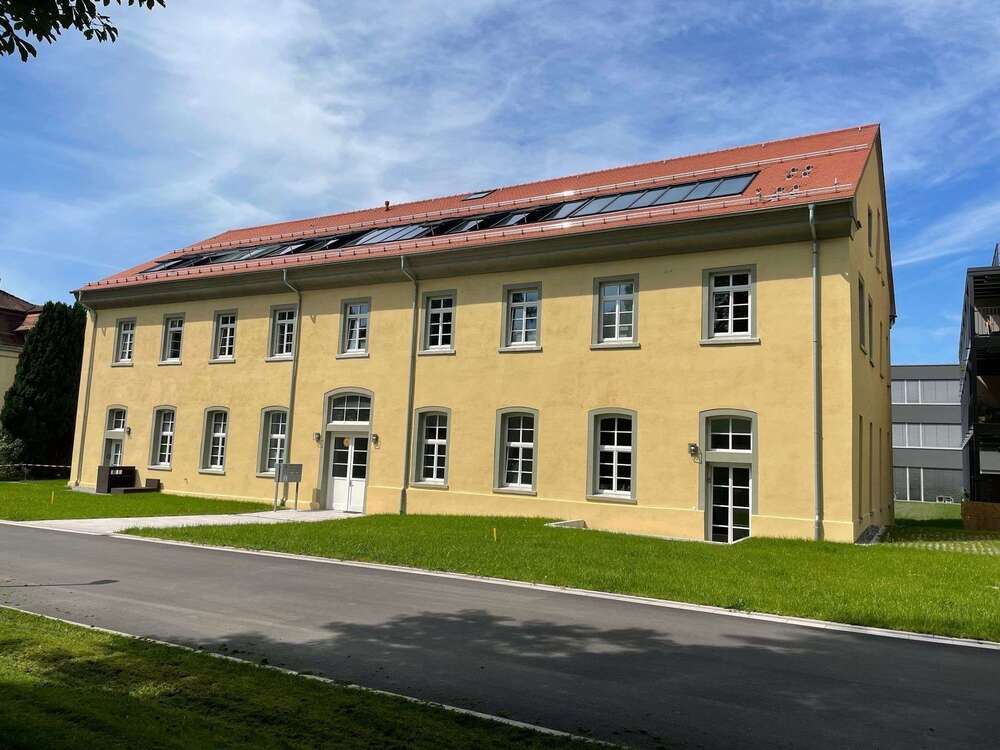 Thumbnail-Wohnung zum Mieten in Weissenau 1.010,00 € 67.38 m²