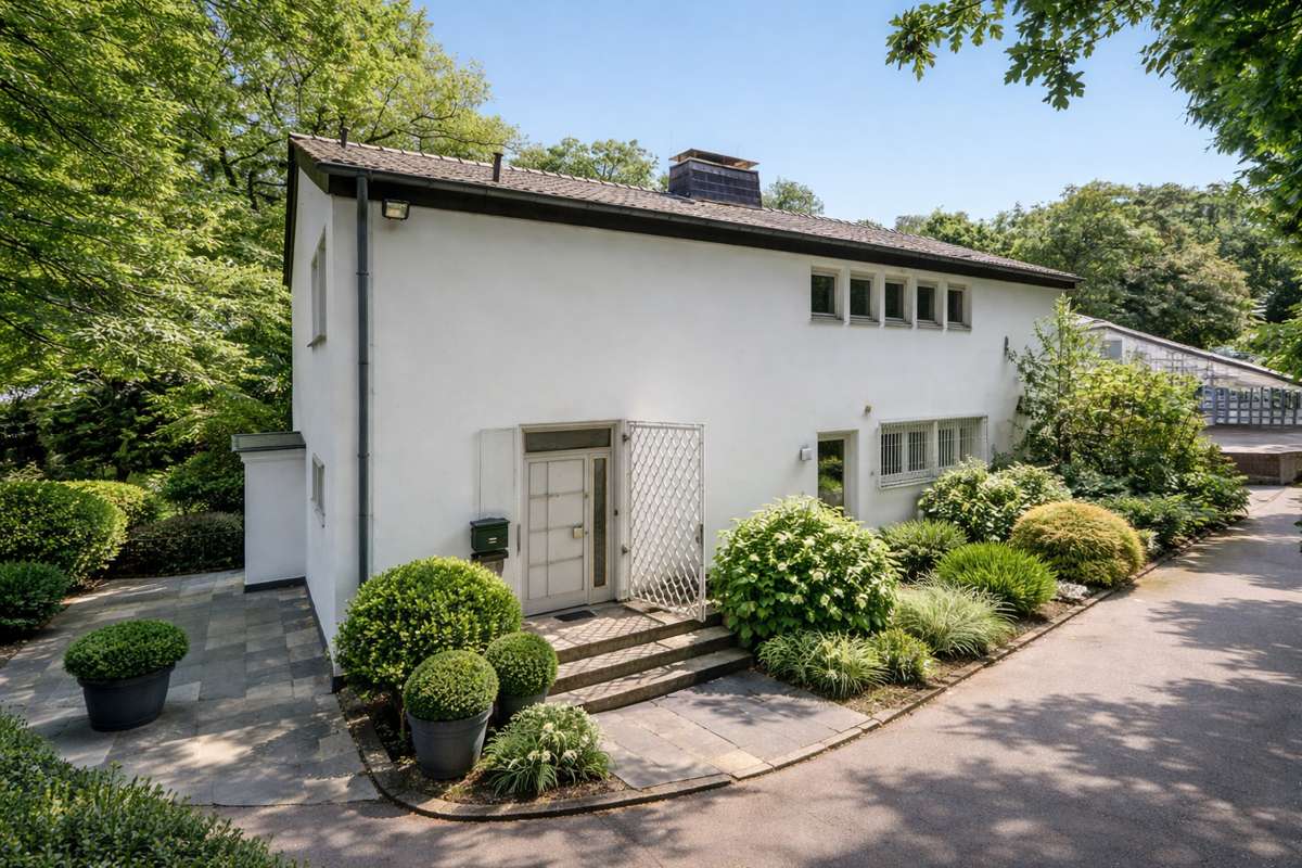 Thumbnail-Wohnung zum Kaufen in Düsseldorf 980.000,00 € 161 m²