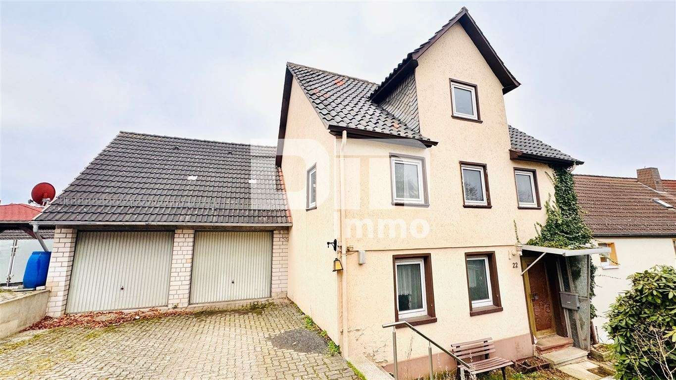 Thumbnail-Haus zum Kaufen in Lohfelden 109.000,00 € 98 m²