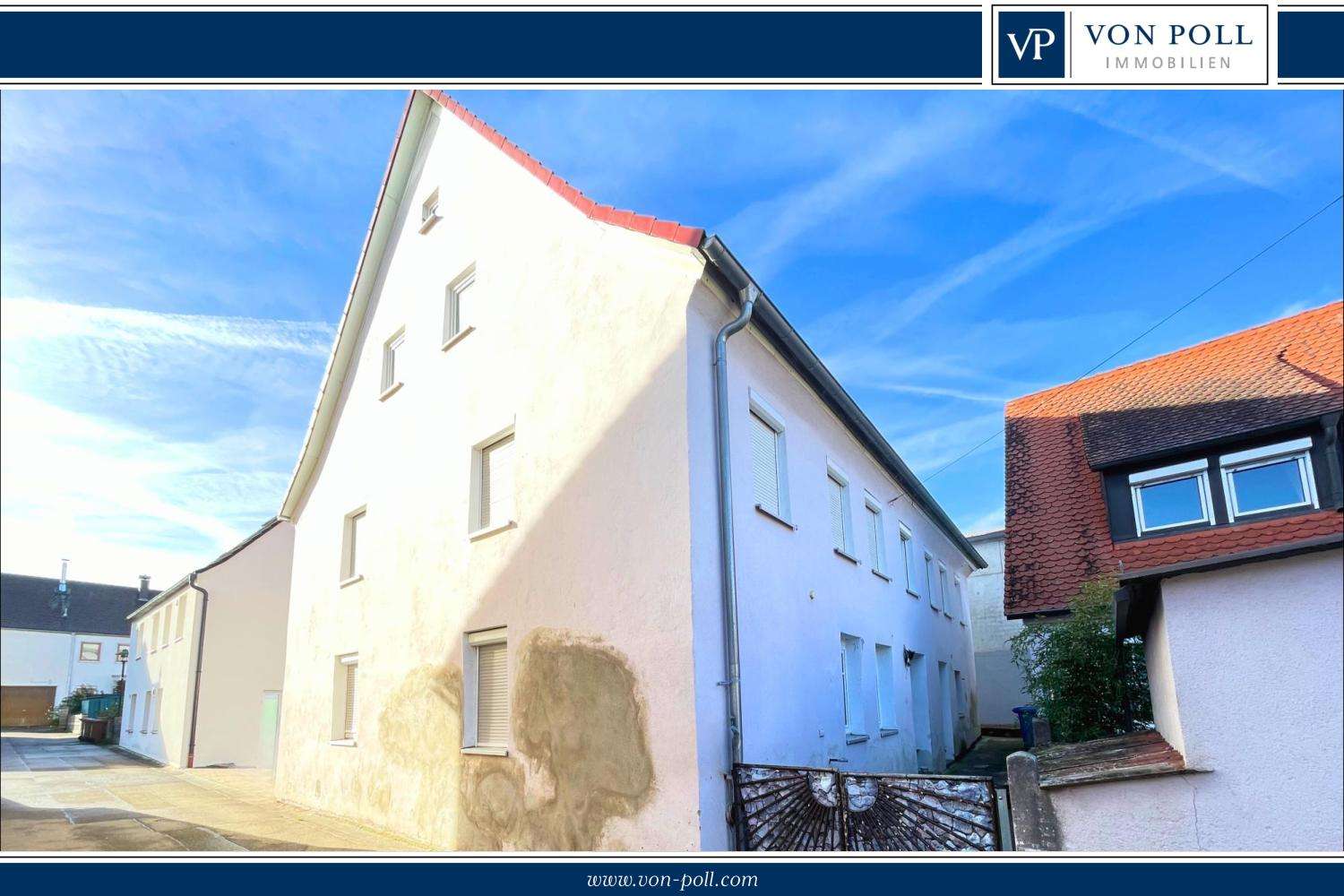 Thumbnail-Haus zum Kaufen in Nördlingen 320.000,00 € 287.61 m²